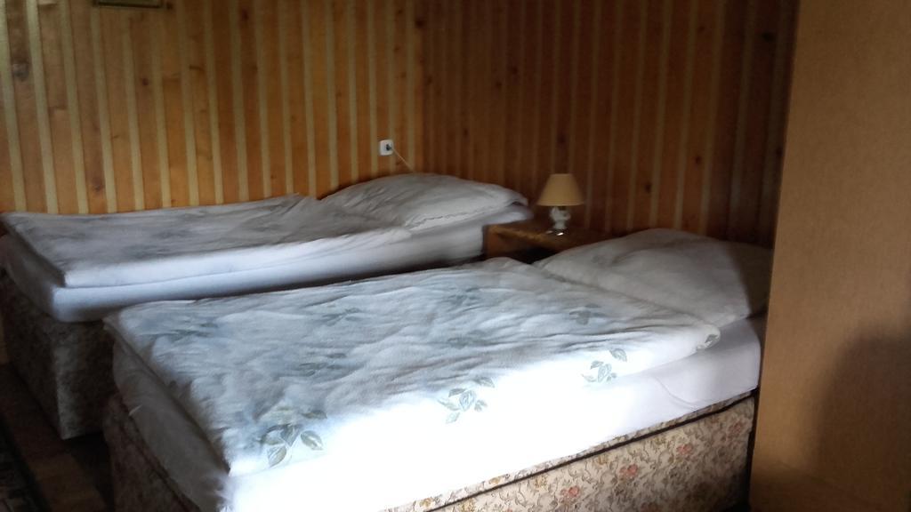 Pokoje Herta - Domek Letniskowy Stawiguda Rom bilde
